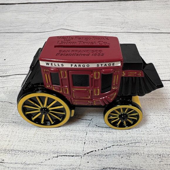 Wells Fargo Stage Coach Replica Diecast Metal Coin Bank Vtg 1998 No Key - Picture 1 of 5